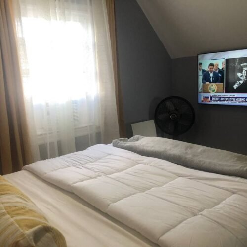 Entire home in Queens, New York, United States